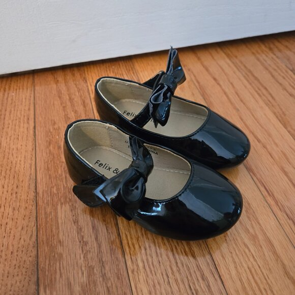 Girls Felix and Flora size 5 toddler black bow strap flats - Picture 5 of 7